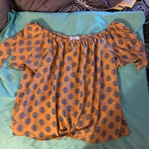 Mustard geometric blouse